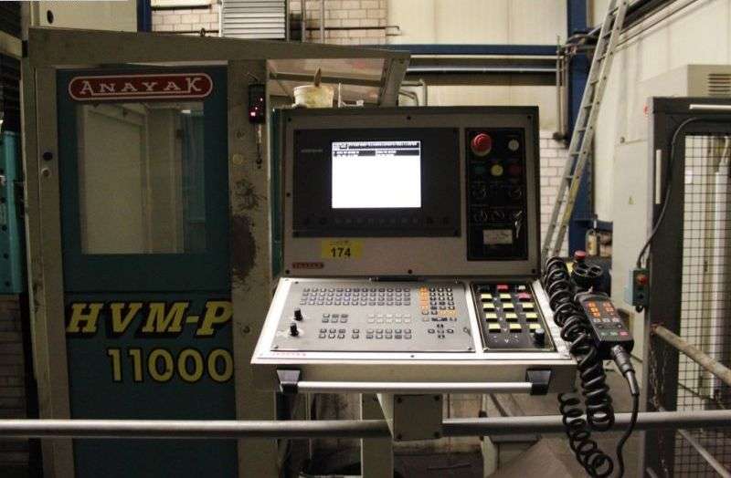 Anayak HVM 11000 P (12.140LH) CNC bed milling machine - Image 4
