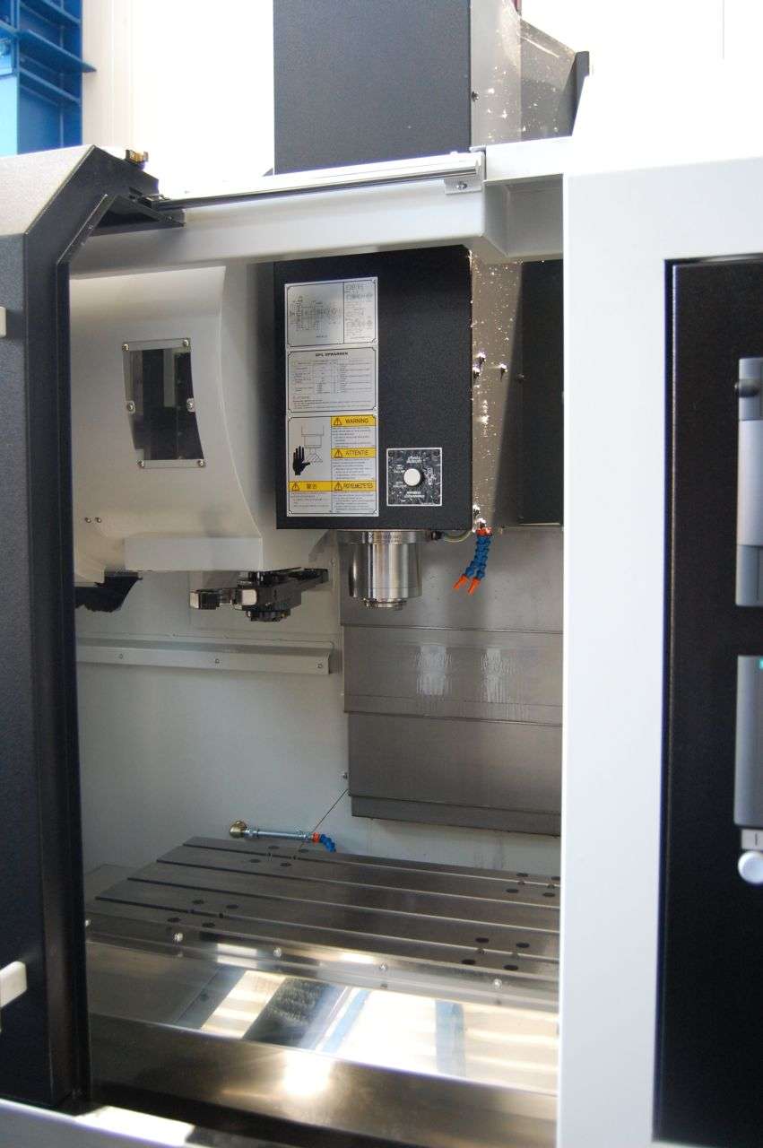 Mondiale Viking 760 CNC (12.778M1) - Image 4