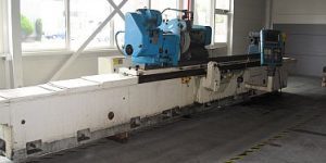 Hydraulic cylindrical grinders